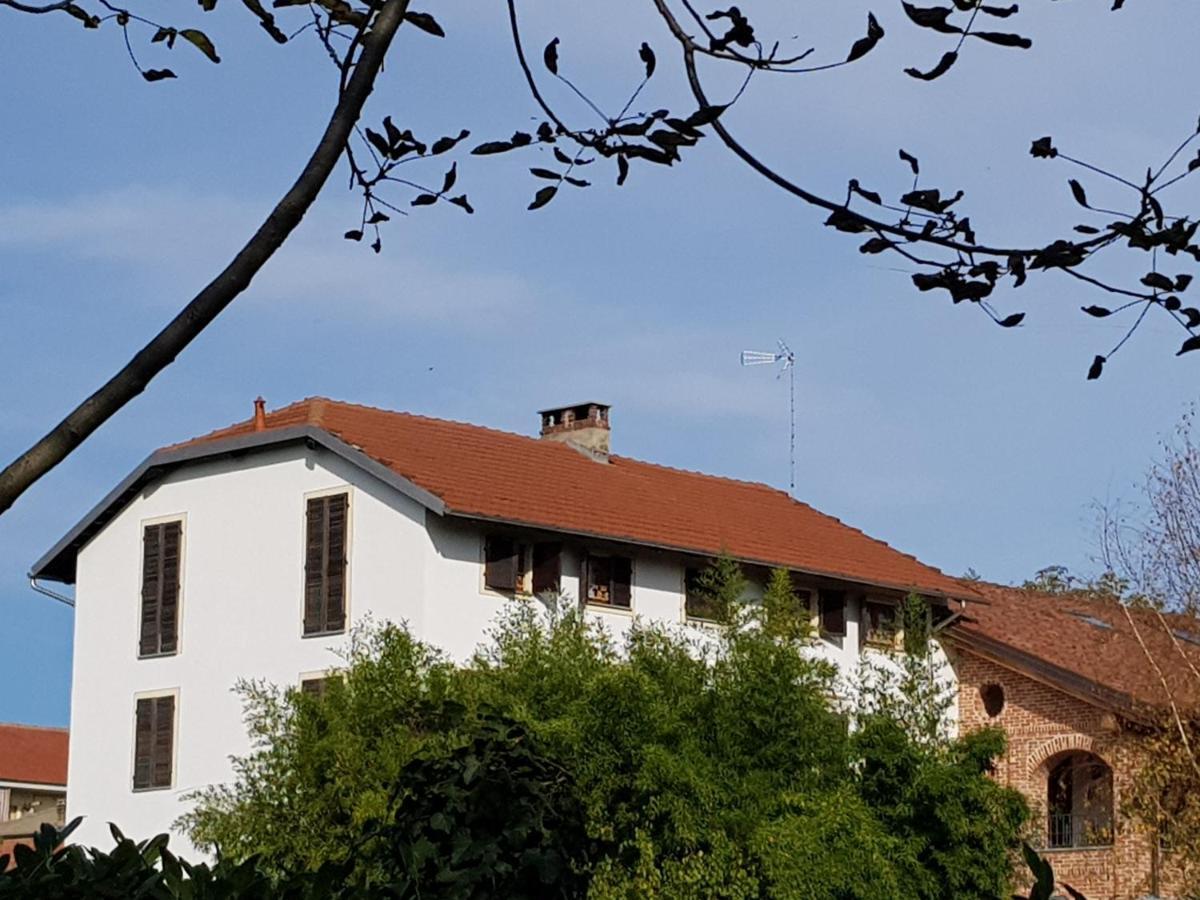 La Tana dei Sognatori - appartamenti con giardino Villanova d'Asti Esterno foto